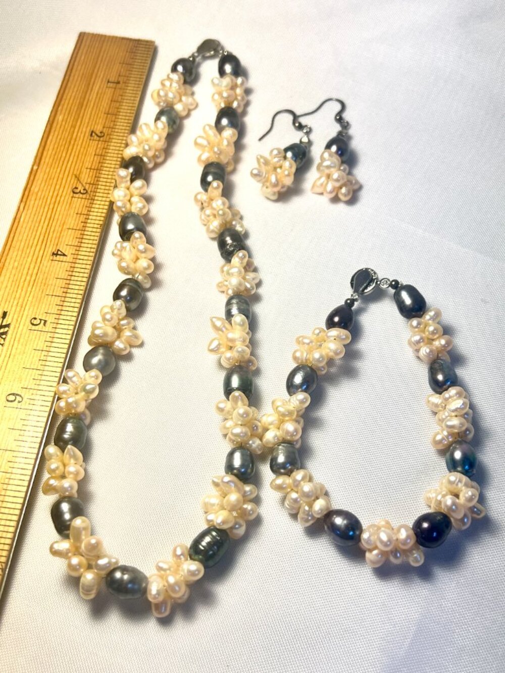 Teng Yue Freshwater Pearl Cluster Necklace, Bracelet & Earrings Set - SB3 D3